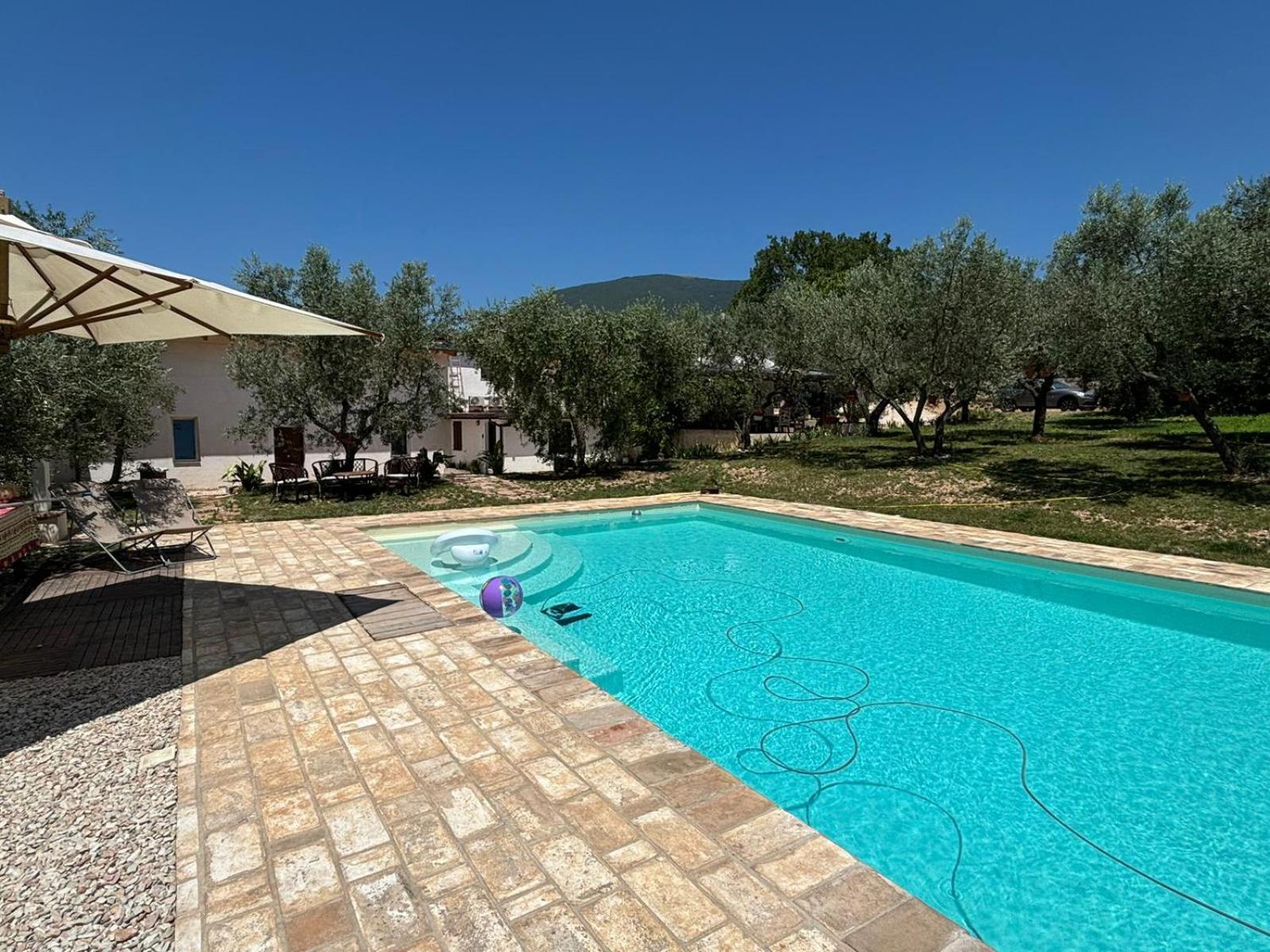 Agriturismo Uliveto Benedetti Spoleto Exterior photo